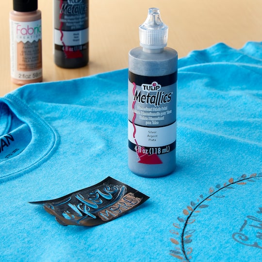 Tulip® Metallics™ Dimensional Fabric Paint